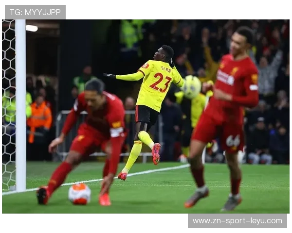 英超：利物浦3-4爆冷输给伯恩茅斯，场面跌宕起伏，利物浦英超捧杯